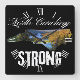 Vi är North Carolina Strong Fyrkantig Klocka
