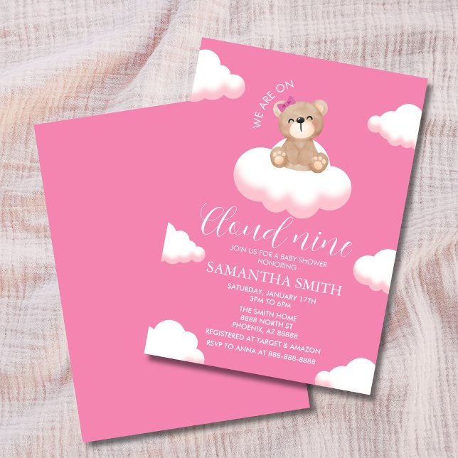 Vi är på Cloud Nine Rosa Girl Baby Shower Inbjudningar (Minimalist pink baby shower invitation with smiling teddy bear sitting on fluffy white clouds)