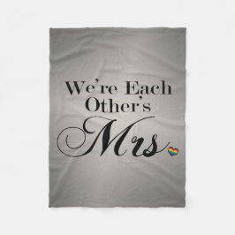 Vi är varandras Mrs Lesbisk Pride Typography Fleecefilt