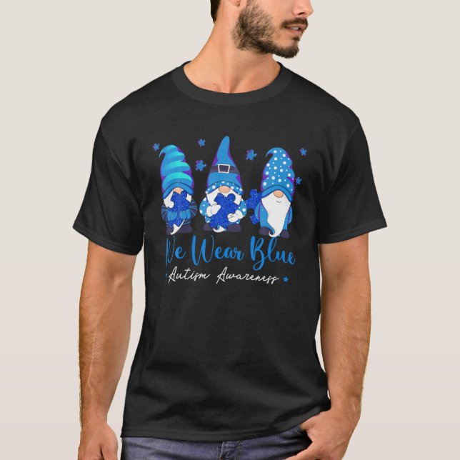 Vi Bära Blue Autism Awareness Funny Gnomes Holding T Shirt (Framsida)