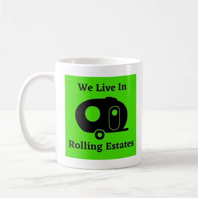 Vi bor i Rolling Gods - Fiberglass Egg Kaffemugg (Vänster)