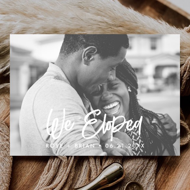 Vi Gjorde Moderna Anpassade Foto Bröllopsannonseri Meddelande (Modern custom photo wedding announcements share your exciting news with stylish personality.)