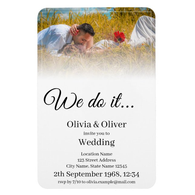 Vi gör det - Kissing lite på en ängel Magnet (Vertikal)