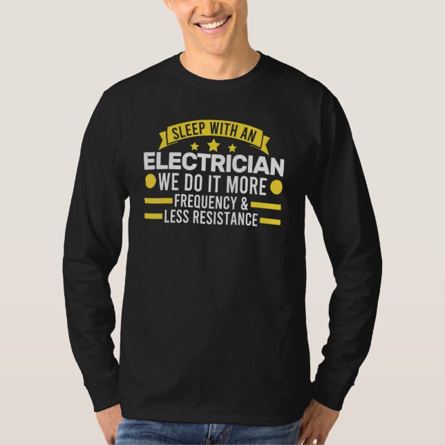 Vi gör det med en elektriker. t shirt (Framsida)