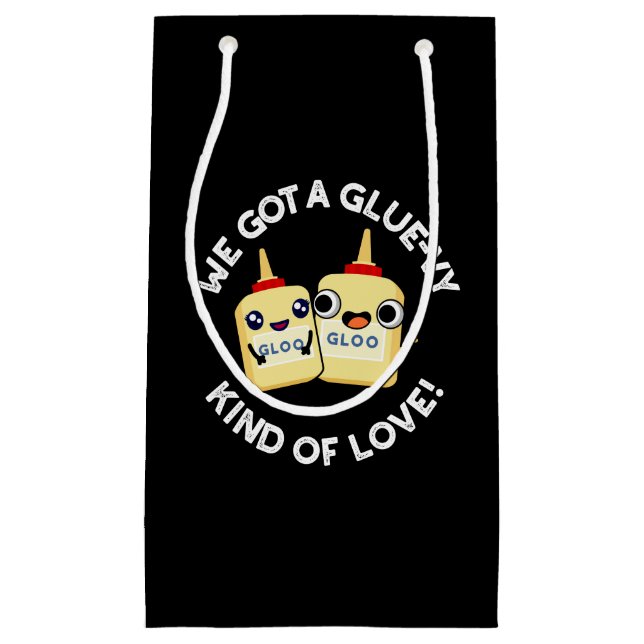 Vi Har en typ av Kärlek Glue Pun Mörk BG. (Framsidan)