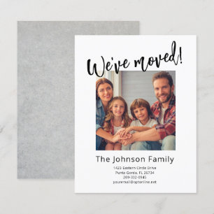 Vi Har Flyttat Modern Stilfull Familj Foto Budget Meddelande