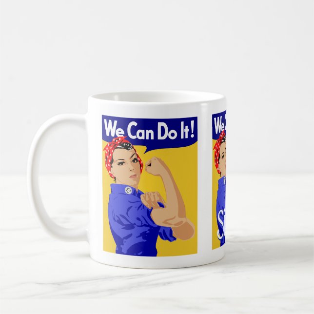 Vi kan göra det, syster Woman Scarf Gult Blue Kaffemugg (Vänster)
