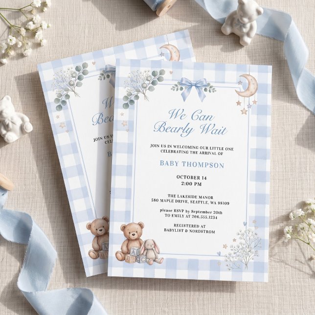 Vi kan knappt vänta Blå Gingham Nallebjörn Inbjudningar (We Can Bearly Wait Blue Gingham Teddy Bear Invitation)