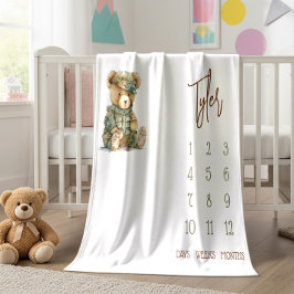 Vi kan knappt vänta! Militär Teddy Baby Milstolpe Fleecefilt