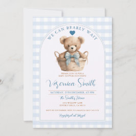 Vi kan vänta på Blue Gingham Bear Baby Shower Inbjudningar