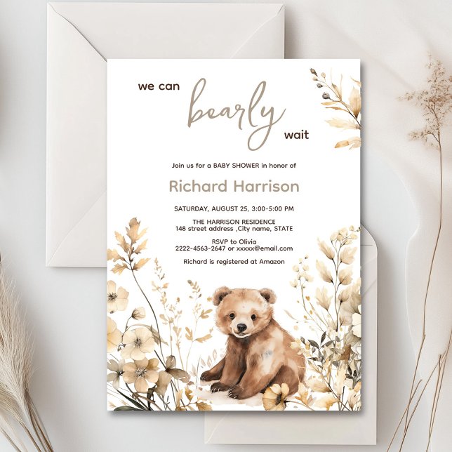 Vi kan vänta på en inbjudan till babydusch. (Cute watercolor forest bear with rustic beige flowers baby shower invitation)