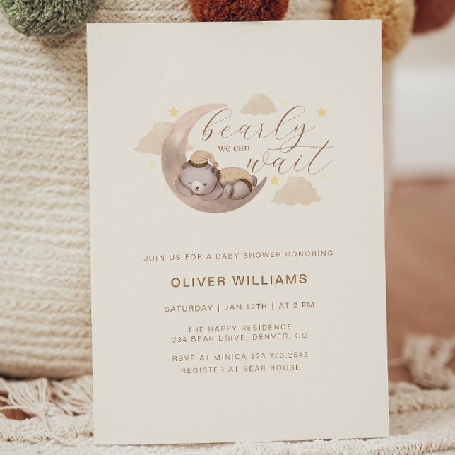 Vi kan vänta tills babyfodral för Unge Bear Måne-s Inbjudningar (We Can Bearly Wait Cub Bear Moon Star Baby Shower Invitation)