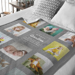 Vi Kärlek You Grandma Photo Collage Fleecefilt<br><div class="desc">Slå din mormor i värmen av kärlek och minnen med anpassadets fototäckfilt. Perfekt till jul eller vid något särskilt tillfälle ger den här unika presenten dig möjlighet att anpassa dig med ditt eget budskap, barnbarn namn, och till och med bakgrunden till färg. Inget säger att kärlek är som en mjuk...</div>