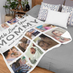 Vi Kärlek You Mamma Photo Collage Fleecefilt<br><div class="desc">Sätt mamma i skräddarsydd värme i Mors dag med vår personlig fleecy filt. Den här filten är inte bara en gåva, utan en chic med vit bakgrund, tolv familjefotor, det hjärtliga budskapet "vi kärlek du mammor och dina barns" namn. Byt bakgrund till färg och skapa en personlig som hon ska...</div>