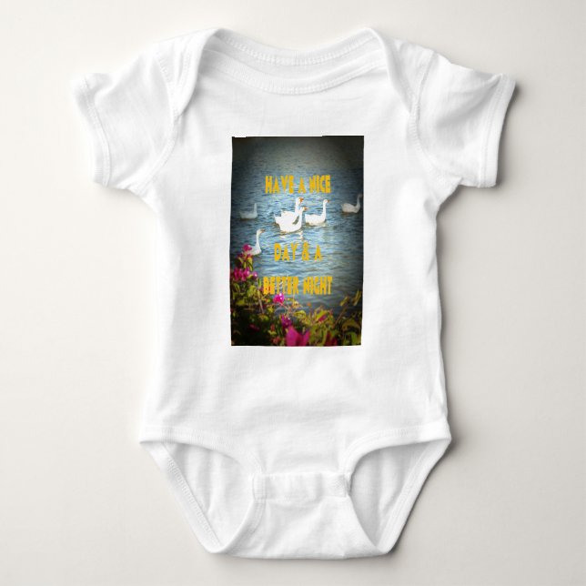 Vi lämnar alltid våra kunder lycklig & nöjda. t-shirt (Framsida)