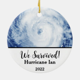 Vi överlevde! Orkanen Ian 2022 Julgransprydnad Keramik