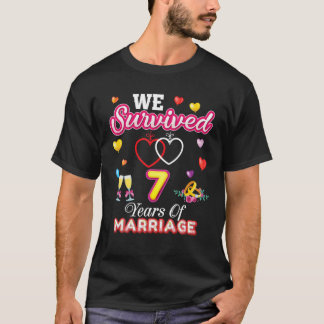 Vi Överlevt 7 år med Giftermål 7:e Bröllop-niven T Shirt