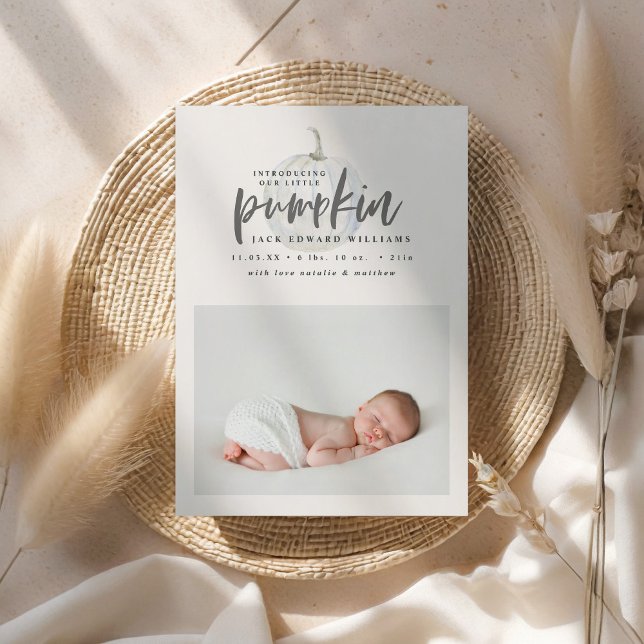 Vi presenterar vårt lilla tillkännagivande om föds julkort (Skapare uppladdad)