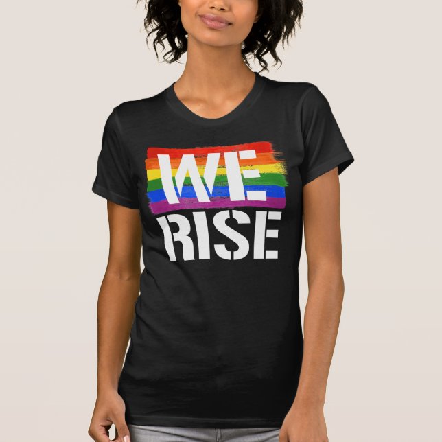 Vi reser oss med stolthet t shirt (Framsida)