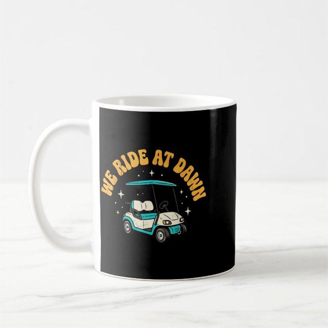Vi Ridar Vid Gryning Golf Kaffemugg (Vänster)