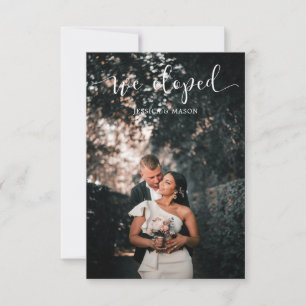 Vi Rymde Bröllopsannons Inbjudan Foto