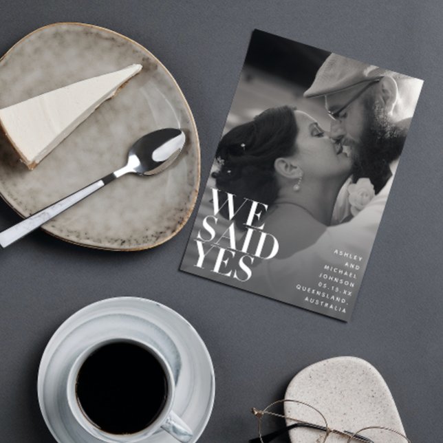 Vi sa ja Vellum Overlay Bröllop-meddelande Inbjudningar (Forever begins now: We got married!)