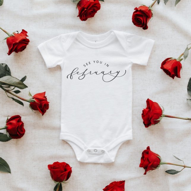 Vi ses i februari Gravid-meddelande T Shirt (Skapare uppladdad)