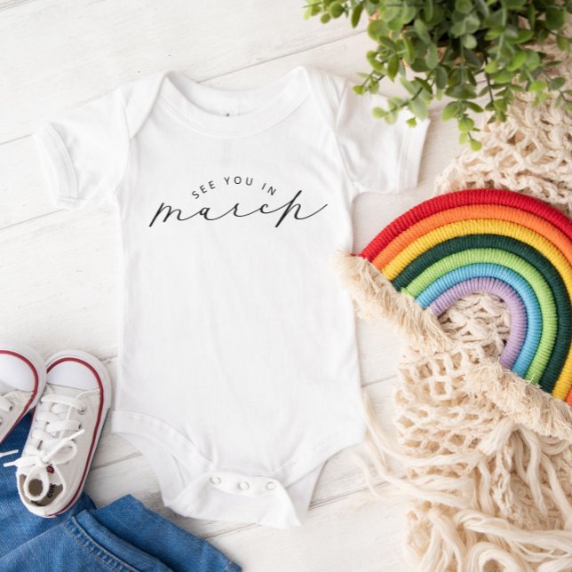 Vi ses i Graviden i mars T Shirt (Skapare uppladdad)