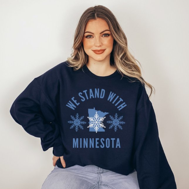 Vi Står Med Minnesota Anti ICE- protest  T Shirt (Skapare uppladdad)