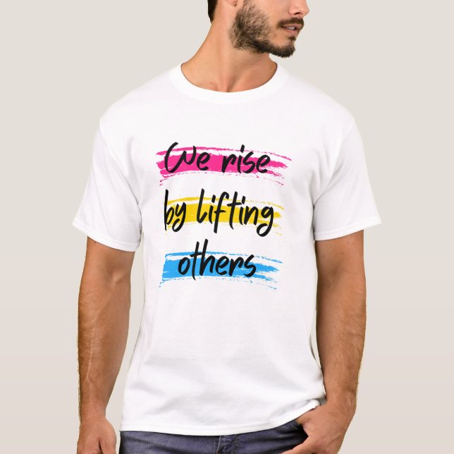 Vi stiga upp genom att lyfta andra t shirt (Framsida)