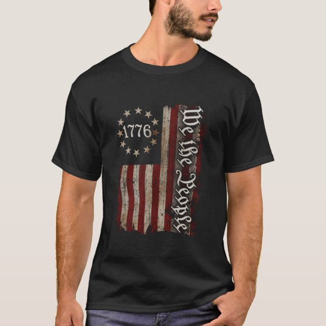 Vi The People 1776 American Flagga 4:e juli T Shirt (Framsida)