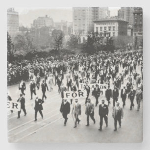 Vi vill ha ett förbud mot vintage före födseln. stenunderlägg