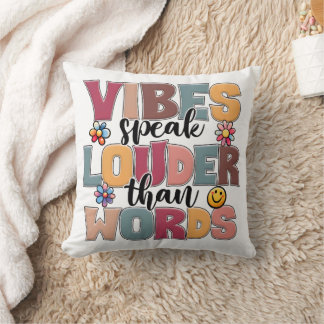 Vibes Talar Högt Ljudligare Än Ord Retro Groovy Ty Kudde