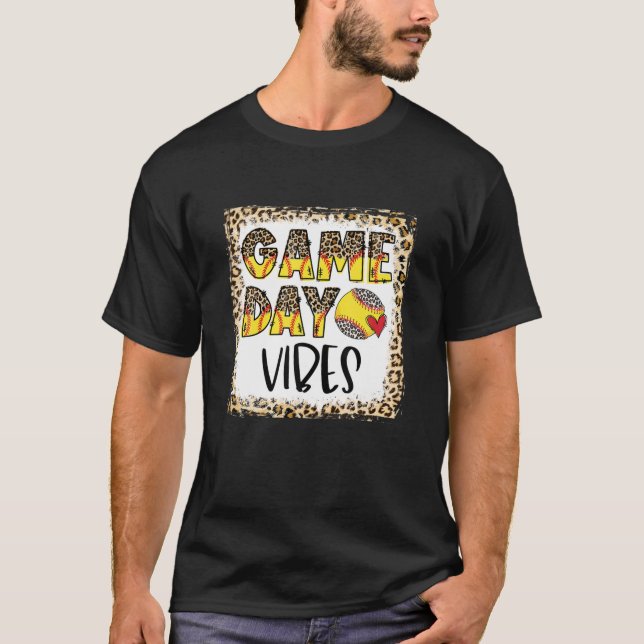 Vibes Tee Softball Mamma (Framsida)