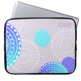 Vibrant Aqua Blue Random Mandala vid Rosa Add Namn Laptop Fodral
