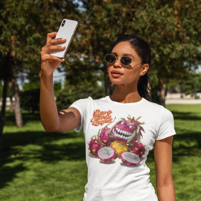 Vibrant Dragon Fruit Roars T Shirt (Skapare uppladdad)