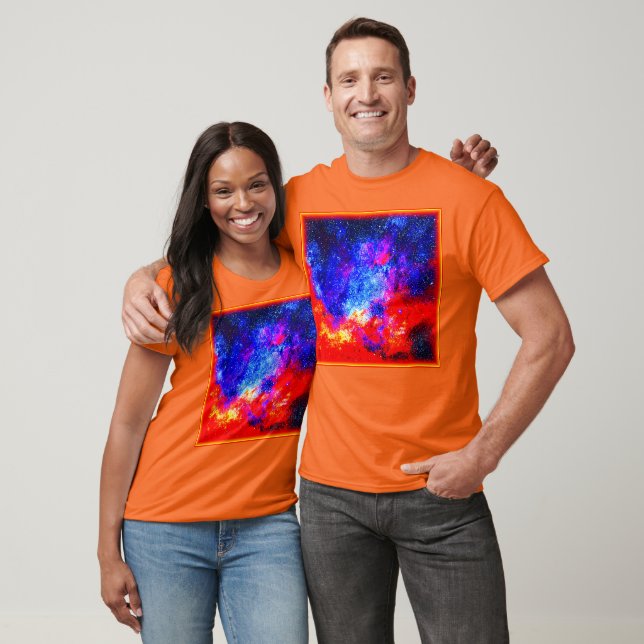 Vibrant Färg av Nebulae. Köp nu T Shirt (Unisex)