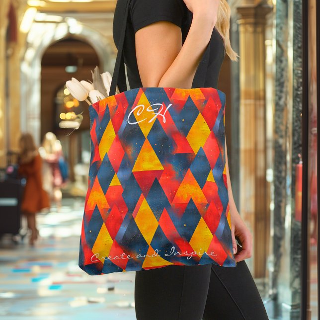 Vibrant Geometric Triangles in Red, Gult, Blue Tygkasse (Skapare uppladdad)