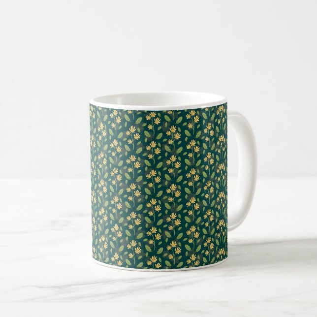 Vibrant Green Pattern with Yellow Flowers & Leaves Kaffemugg (Framsida höger)