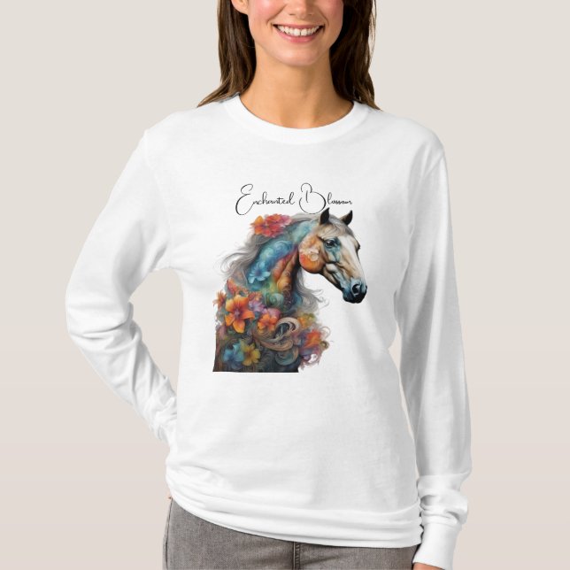Vibrant Horse of Fantasy T Shirt (Framsida)