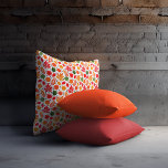 Vibrant Höst löv med flera Färgader Mönster Kudde<br><div class="desc">Perfekt för fallpresenter och tillfälle,  detta pulserande löv med flera färgader i mönster är säkert för att ge dig glädje i ditt rum</div>