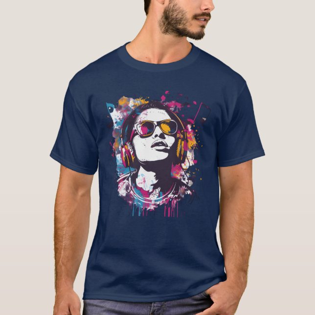 Vibrant musik med hörlurar t shirt (Framsida)