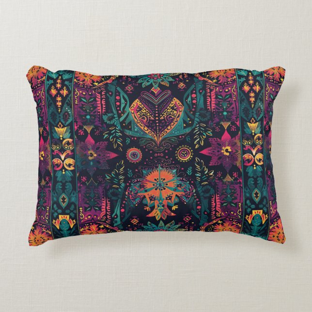 Vibrant Tapestry Mandala accent Pillow Prydnadskudde (Framsidan)