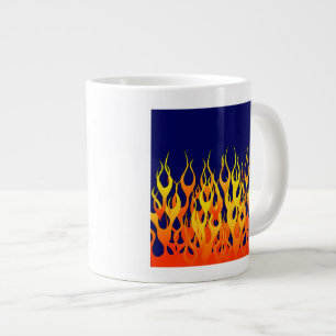 Vibrant Tävla Flamm på marinblått Jumbo Mugg
