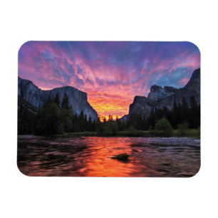 Vibrerande dal för himmel   Yosemite Magnet