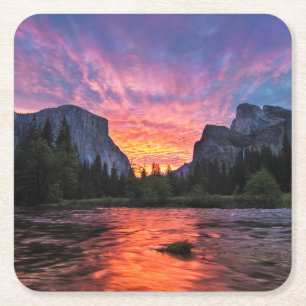 Vibrerande dal för himmel   Yosemite Underlägg Papper Kvadrat