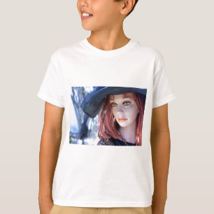 Victoria Tee