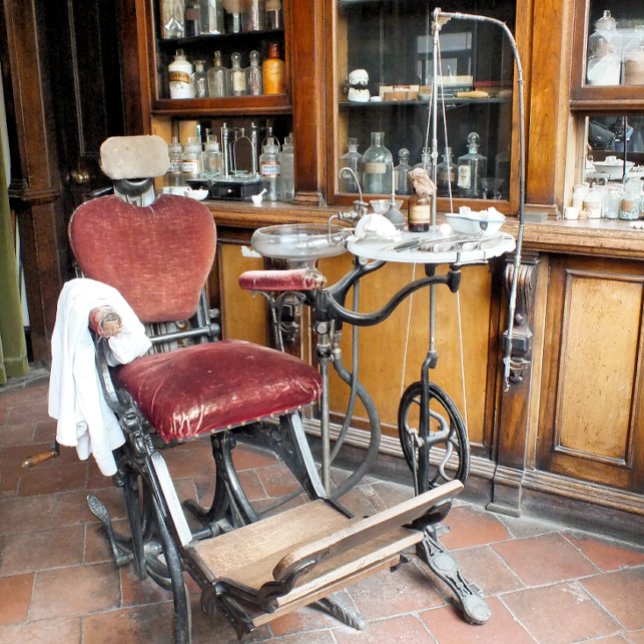 VICTORIAN ENGLAND KAKELPLATTA (Skapare uppladdad)