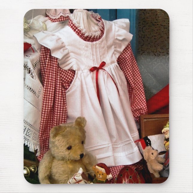 VICTORIAN ENGLAND MUSMATTA (Framsidan)