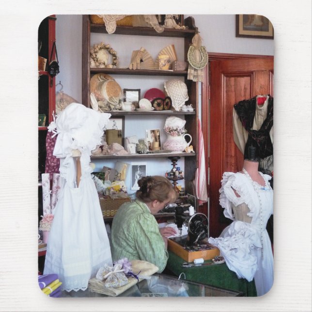 VICTORIAN ENGLAND MUSMATTA (Framsidan)